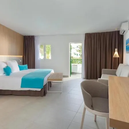 아파트 Doble Deluxe Con Media Pension, Wifi Cerca De